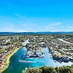 Luxury S Casino Residences Broadbeach - Holiday Paradise